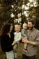 Hamilton l Family